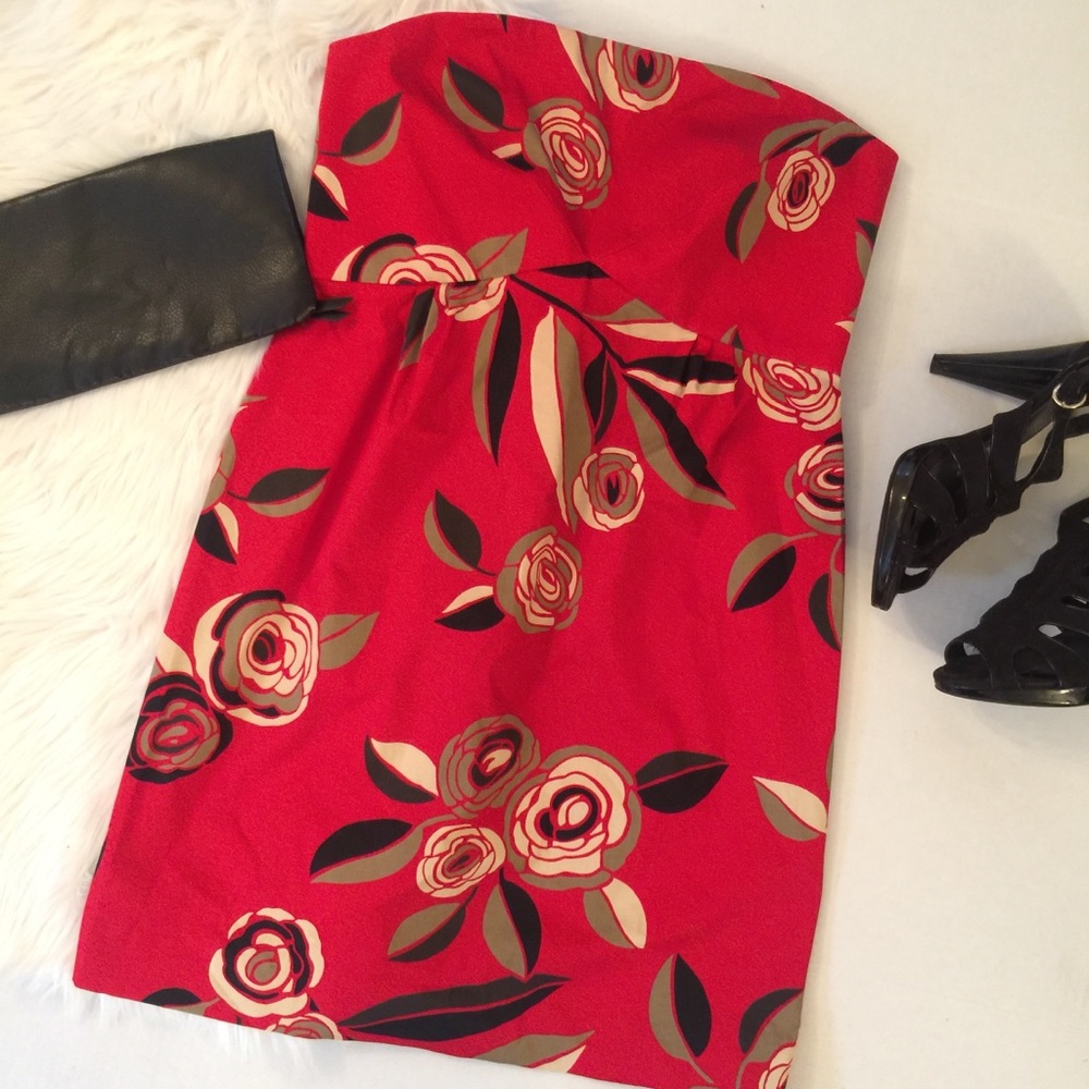 SALE • NY&CO Floral Print Dress